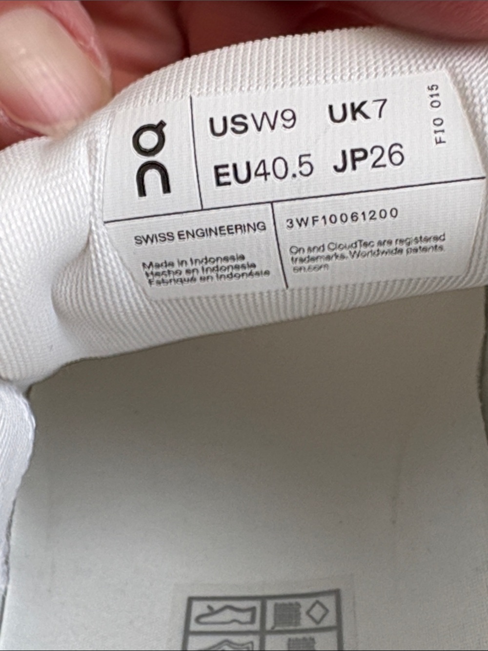 Women’s Cloud 6 White in Box! - Picture 11 of 13